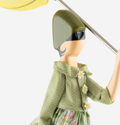 Bild av stiliserad bordslampa med unik design och charm