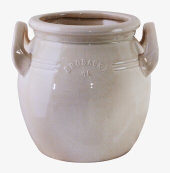 Bild av stort beige krus med robust form och relieftext 4L