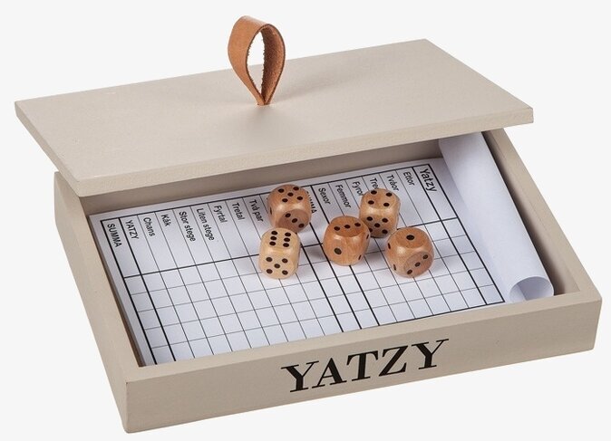 Yatzy Inkl Block/Tärningar från Different Design i trälåda