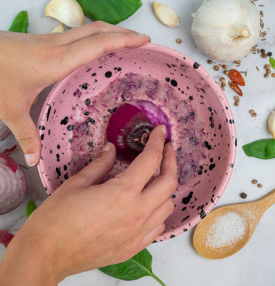 Bild av keramisk rivplatta i inspirerande köksmiljö