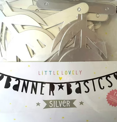 Bild av festlig banderoll med silvrig och elegant design