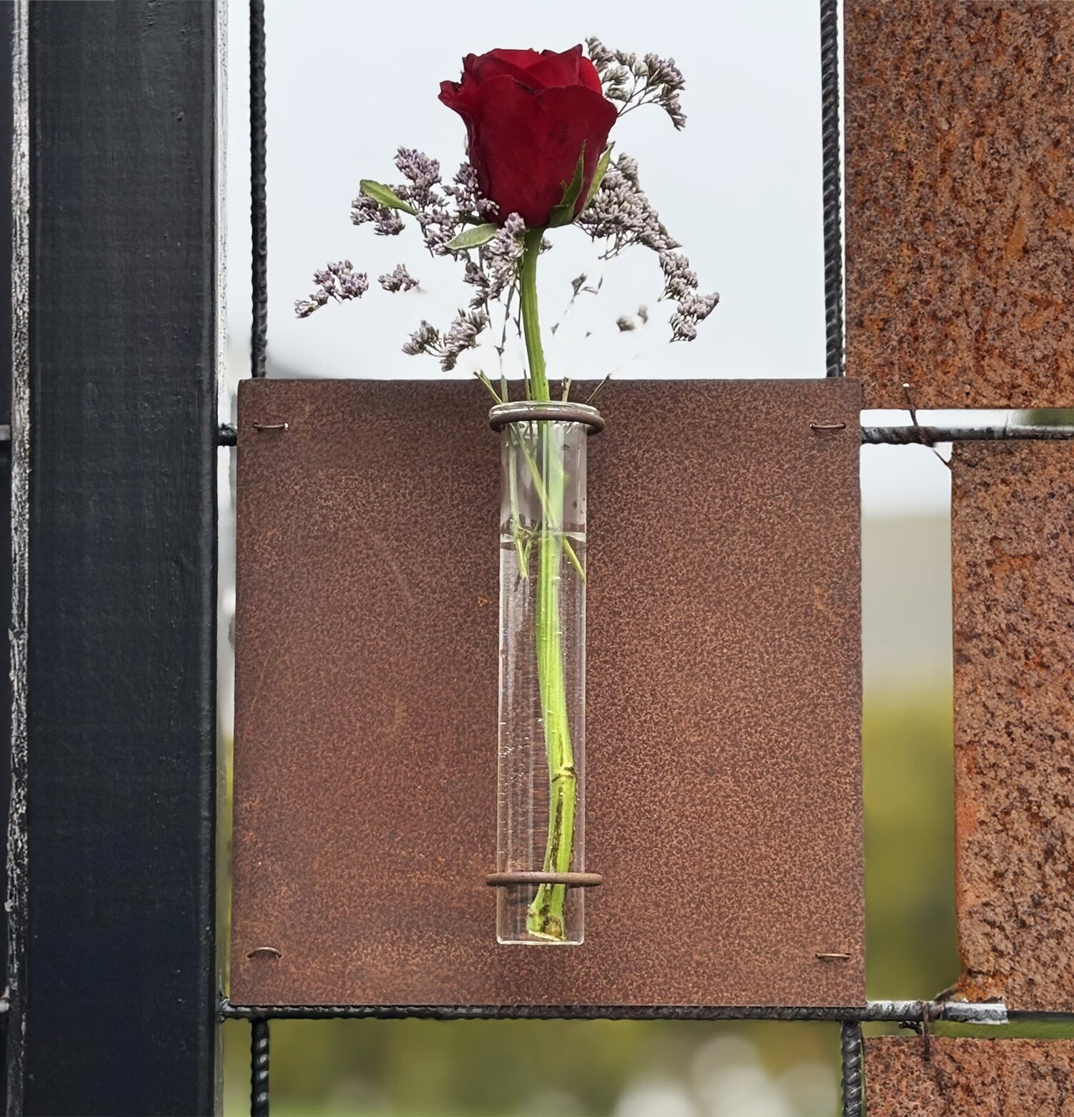 Vas (armeringsnät) Lind Decoration Utomhusskyltar Skyltar för utomhusbruk Vaser