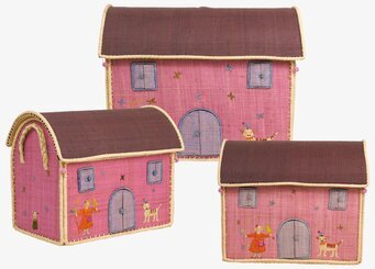 Bild av tre rosa korgar med kattmotiv och lekfull design