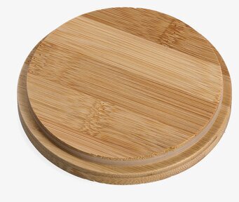 Bild på runt bambulock med slät yta och tydliga träådringar