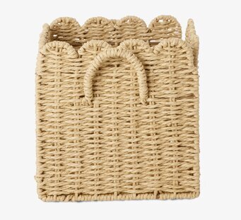 Bild på handgjord förvaringslåda i naturmaterial med handtag