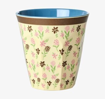 Bild av konisk mugg med blommönster och blå insida, melamin