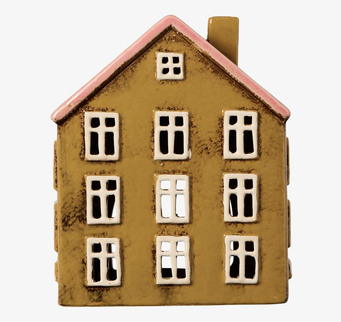 Bild på keramikhus i ockragult med vita detaljer och rosa tak