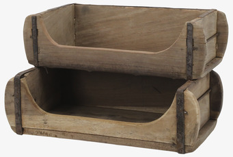 Bild på rustika stapelbara förvaringslådor i naturfärgat trä