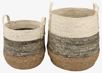 Bild på handgjorda förvaringskorgar i naturfärger och creme