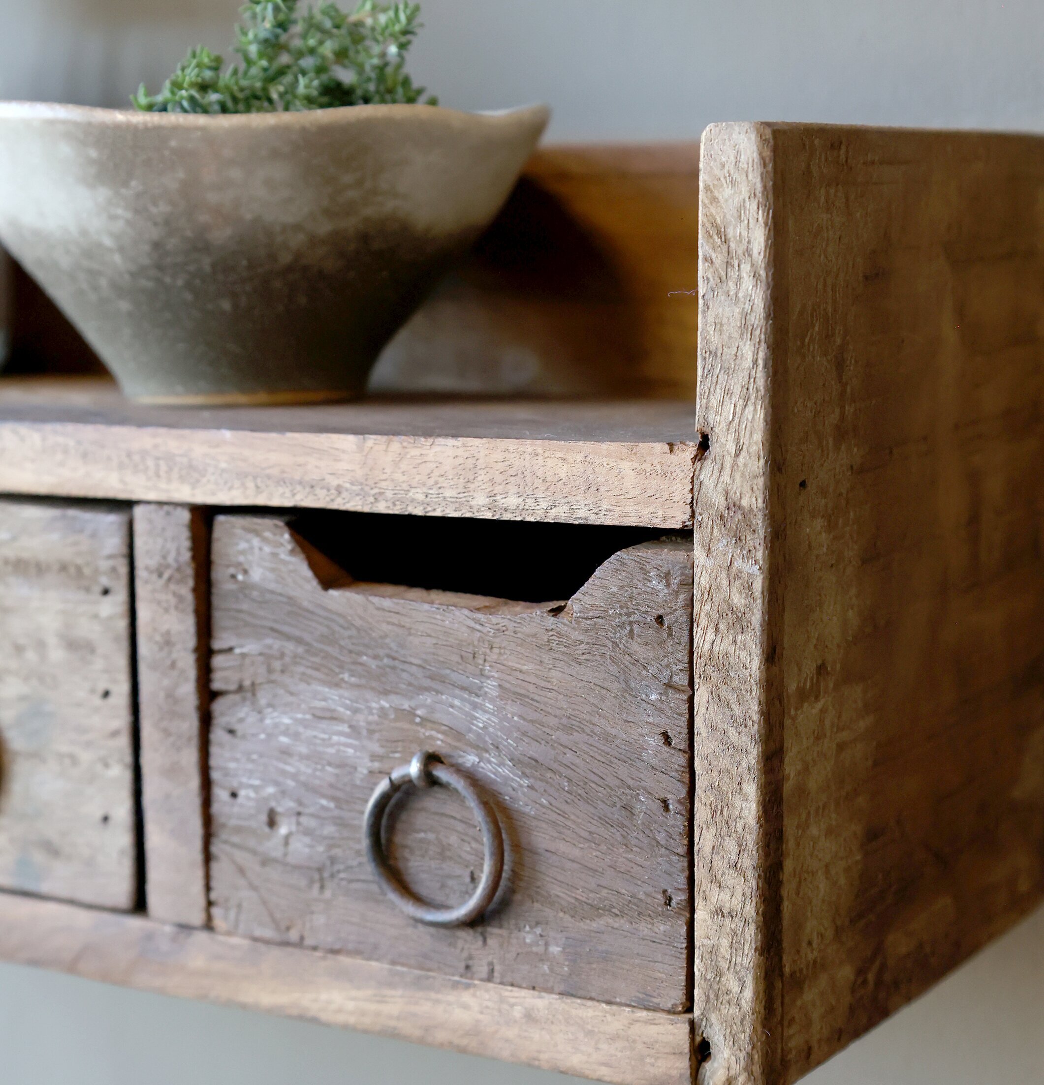 Grimaud Hylla 3 Lådor Chic Antique Vägghyllor