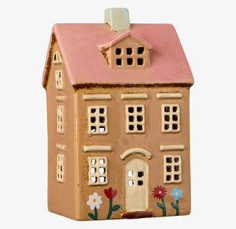 Bild av dekorativ keramiklykta i form av charmigt litet hus