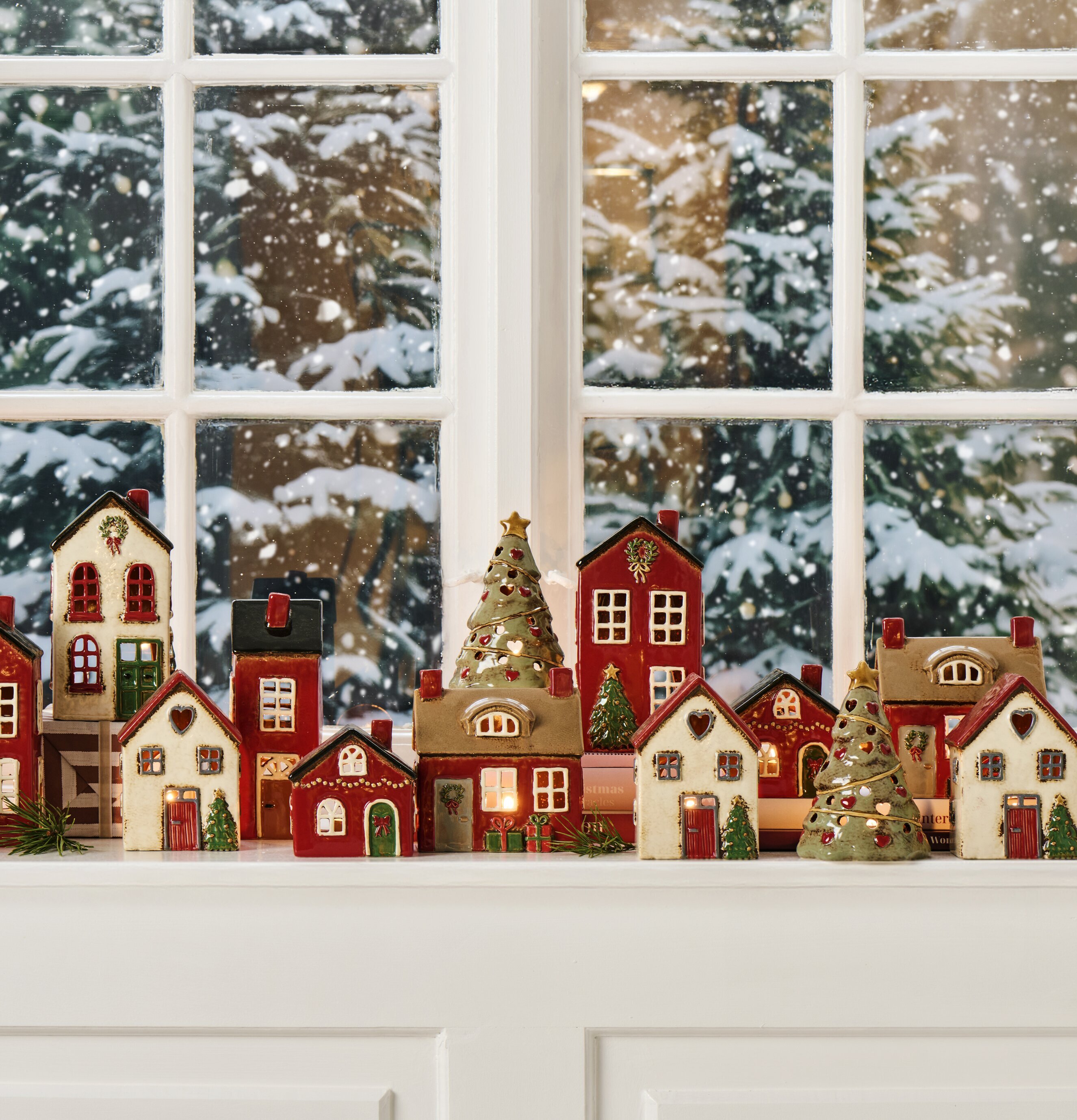 Ljuslykta Stillenat Röd Med Krans Rosett Julkrans Hjärta IB Laursen Lyktor Endless Light Ljuslyktor