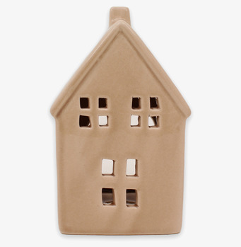Bild av handgjord beige keramik ljuslykta i form av hus