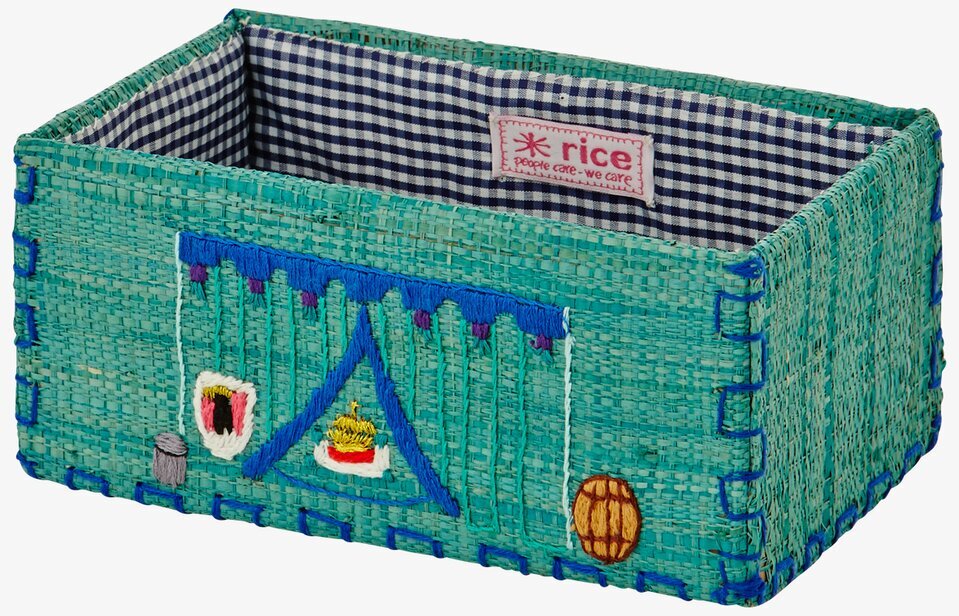 Bild av charmig blågrön korg med broderade detaljer
