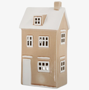 Bild dekorativ ljuslykta i keramik formad som lantligt hus