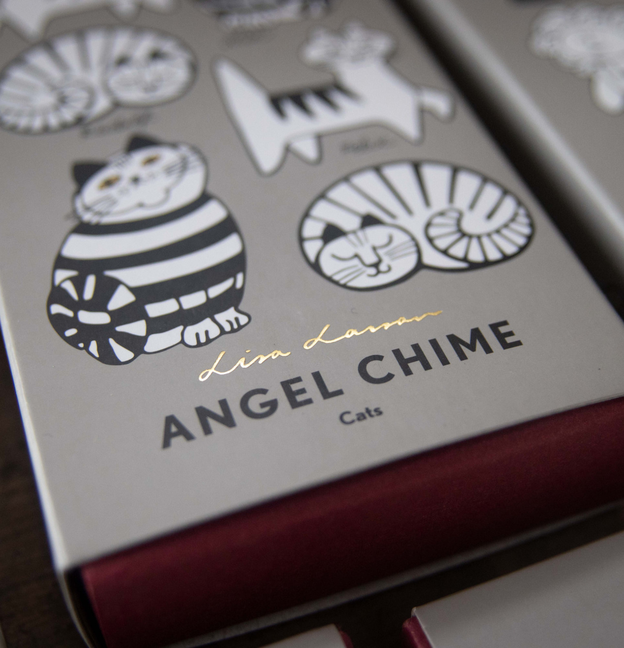 Änglaspel Lisa L. Cats Pluto Produkter