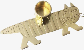 Bild av stilren ljusstake i metall formad som katt med ränder