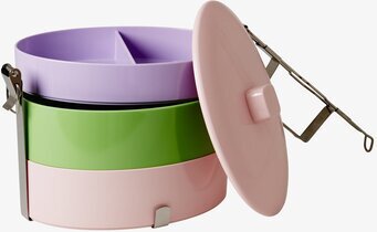 Bild av färgglad och praktisk lunchbox med tre nivåer