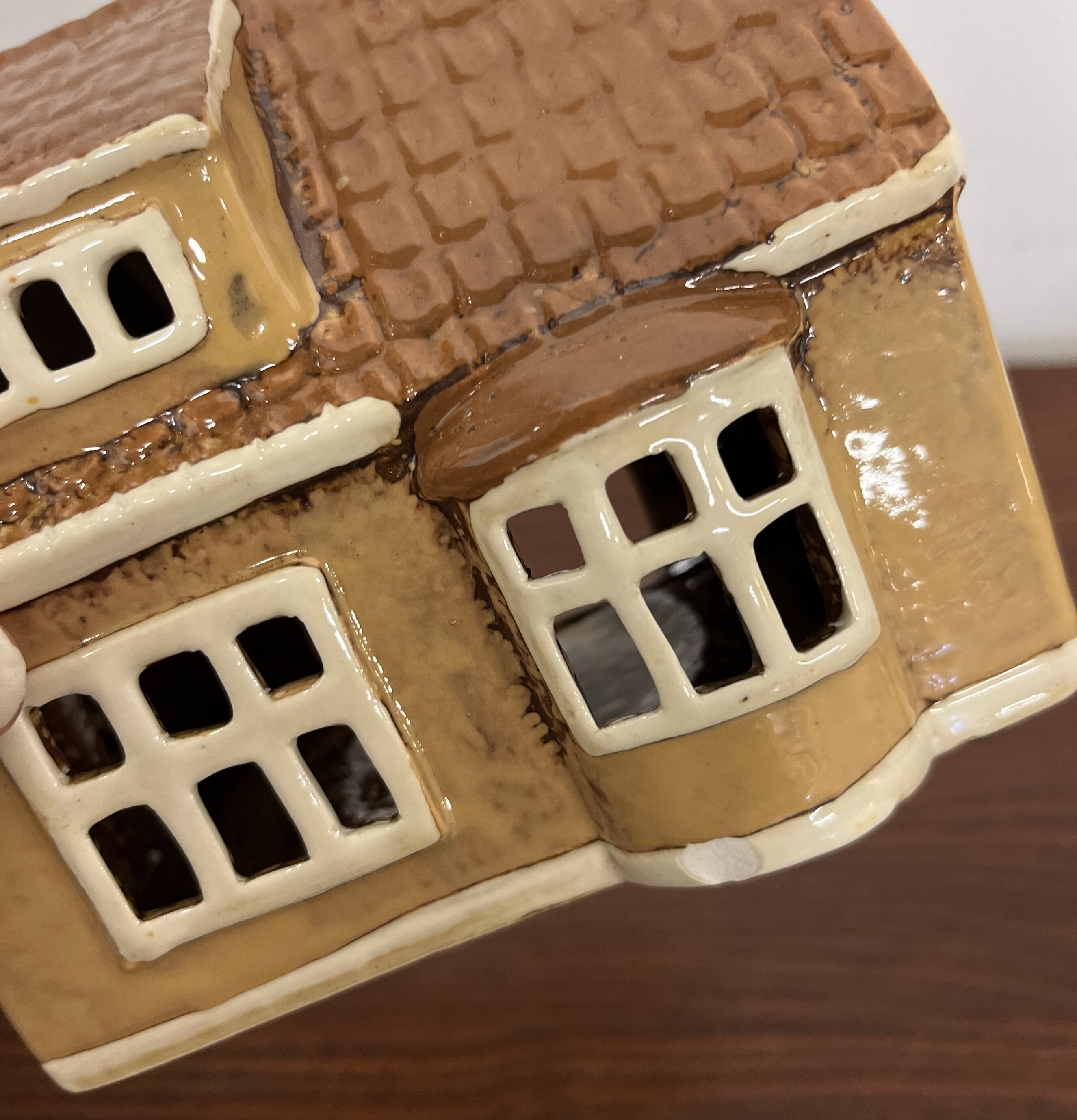 Ljuslykta Hus Beige (fynd-id 1) Det Gamle Apotek