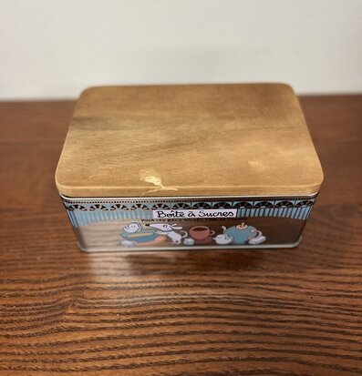 Plåtburk Socker (fynd-id 1) Derriére la porte