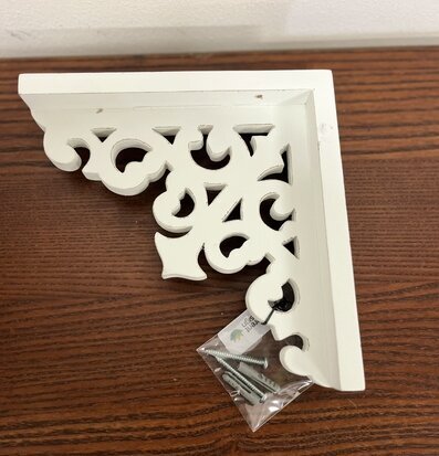 Konsol Trä Snidad (fynd-id 2) Different Design