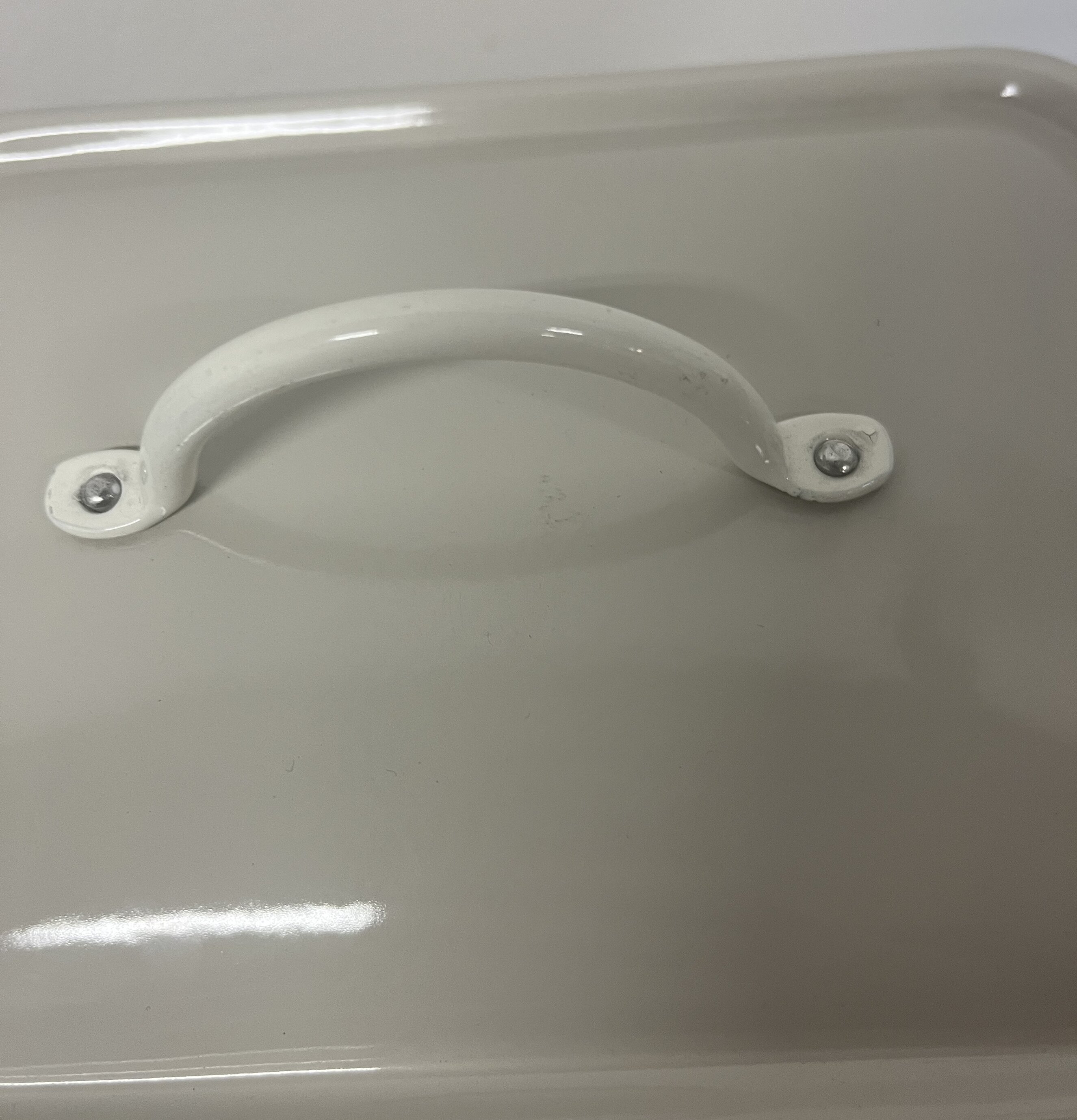 Plåtburk Hugo Tvättmedel Beige (fynd-id 1) Strömshaga