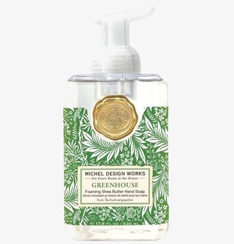 Foto: Rektangulär pumpflaska med grön etikett vit pump