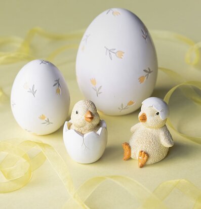 Foto påskdekoration med kycklingar och blomägg set/2