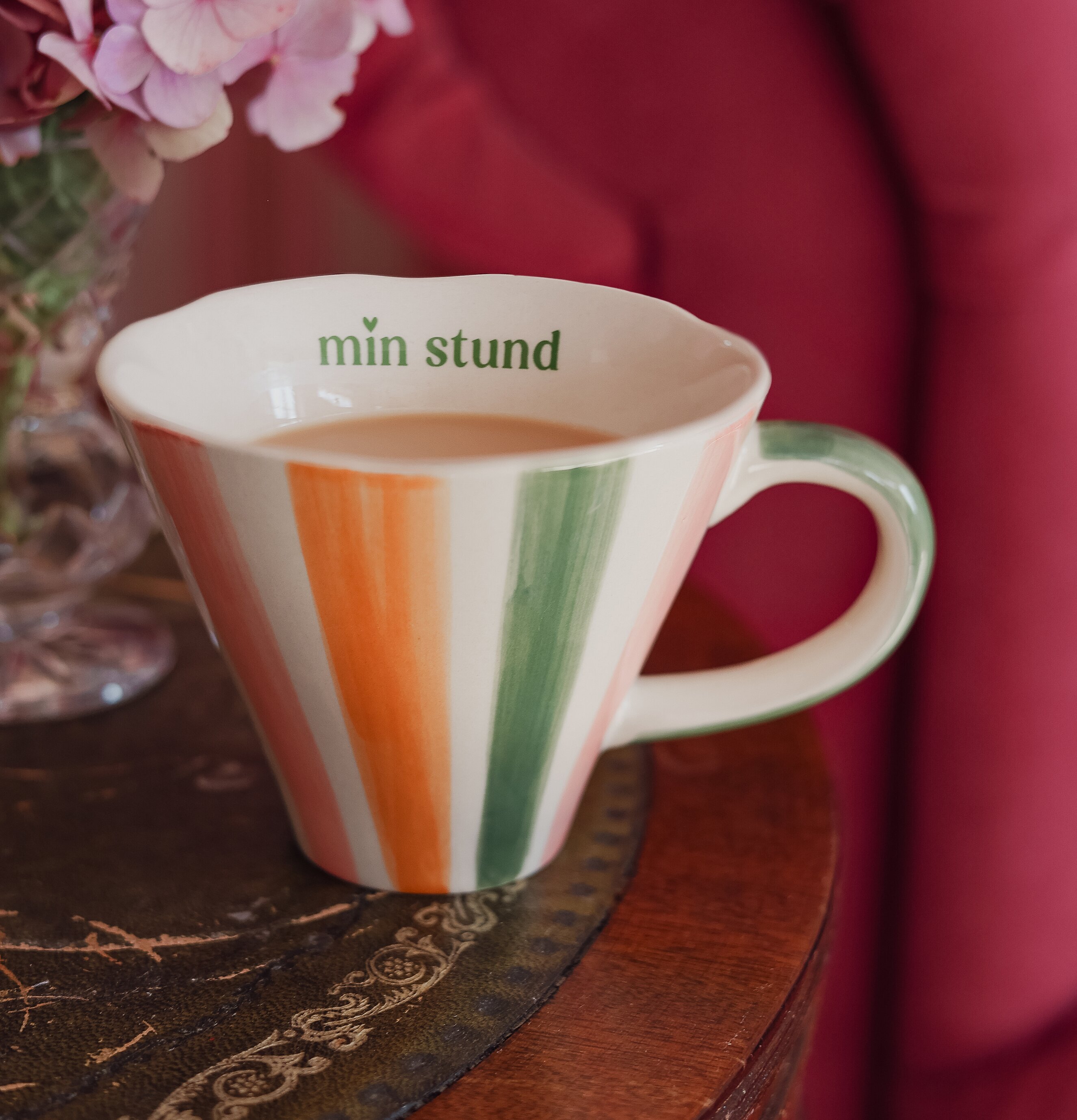 Mugg - Min Stund Majas Cottage Muggar/koppar i porslin, keramik, papper eller biologiskt material organiskt ekologiskt