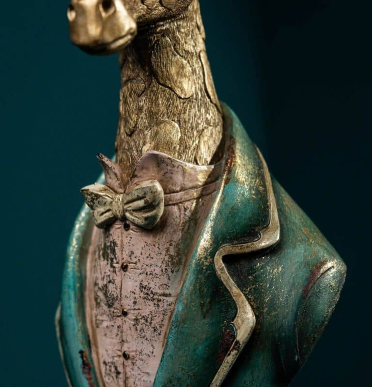 Staty Giraff med kavaj Werner Voss Byster Övrig prydnad/dekoration för inredning innemiljö