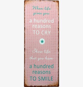 Bild av inspirerande rosa plåtskylt med vintage känsla