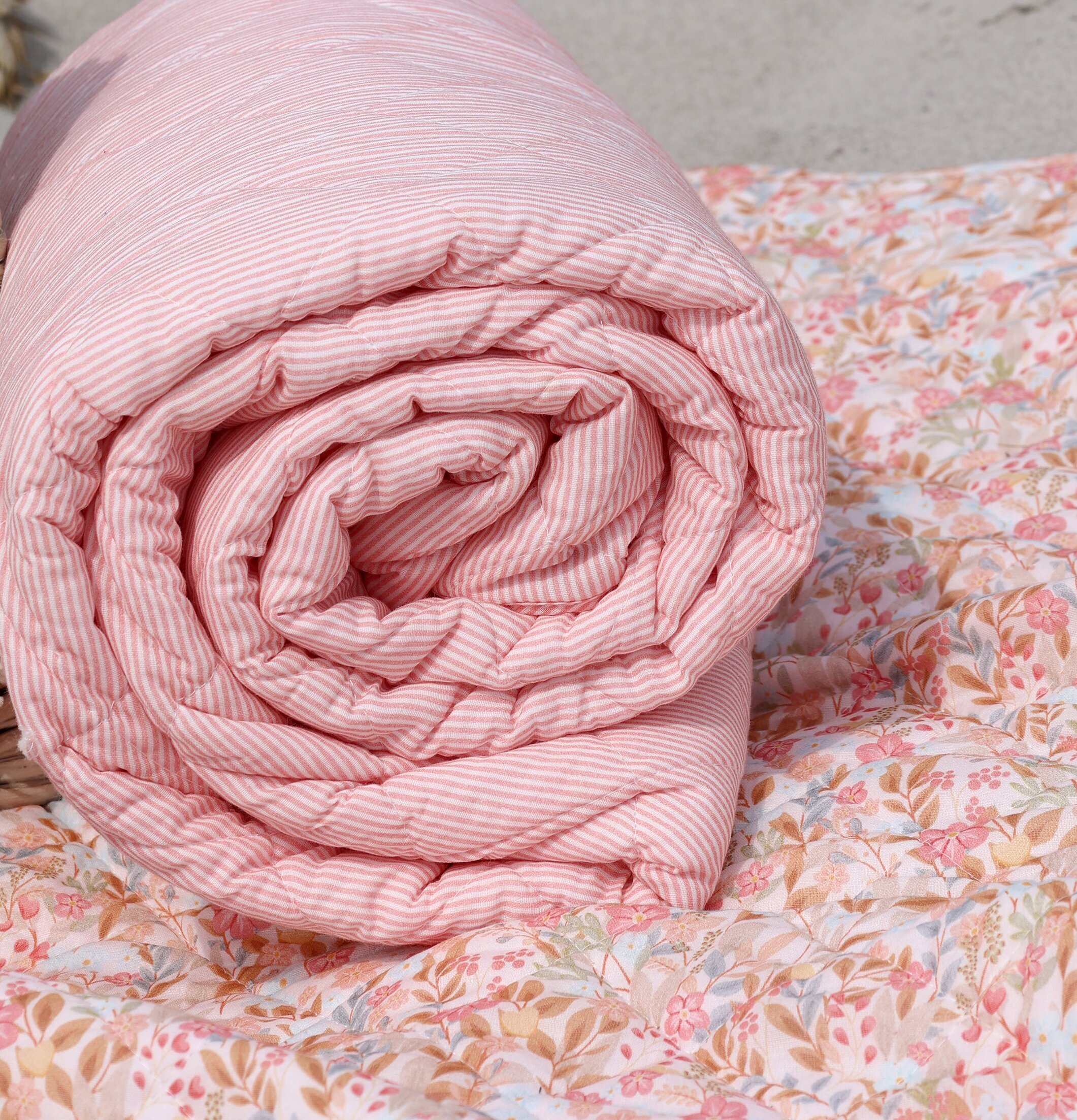 Boutique Pläd Rosa/Vit Chic Antique Täcken, filtar, plädar och överkast Filtar Plädar Överkast