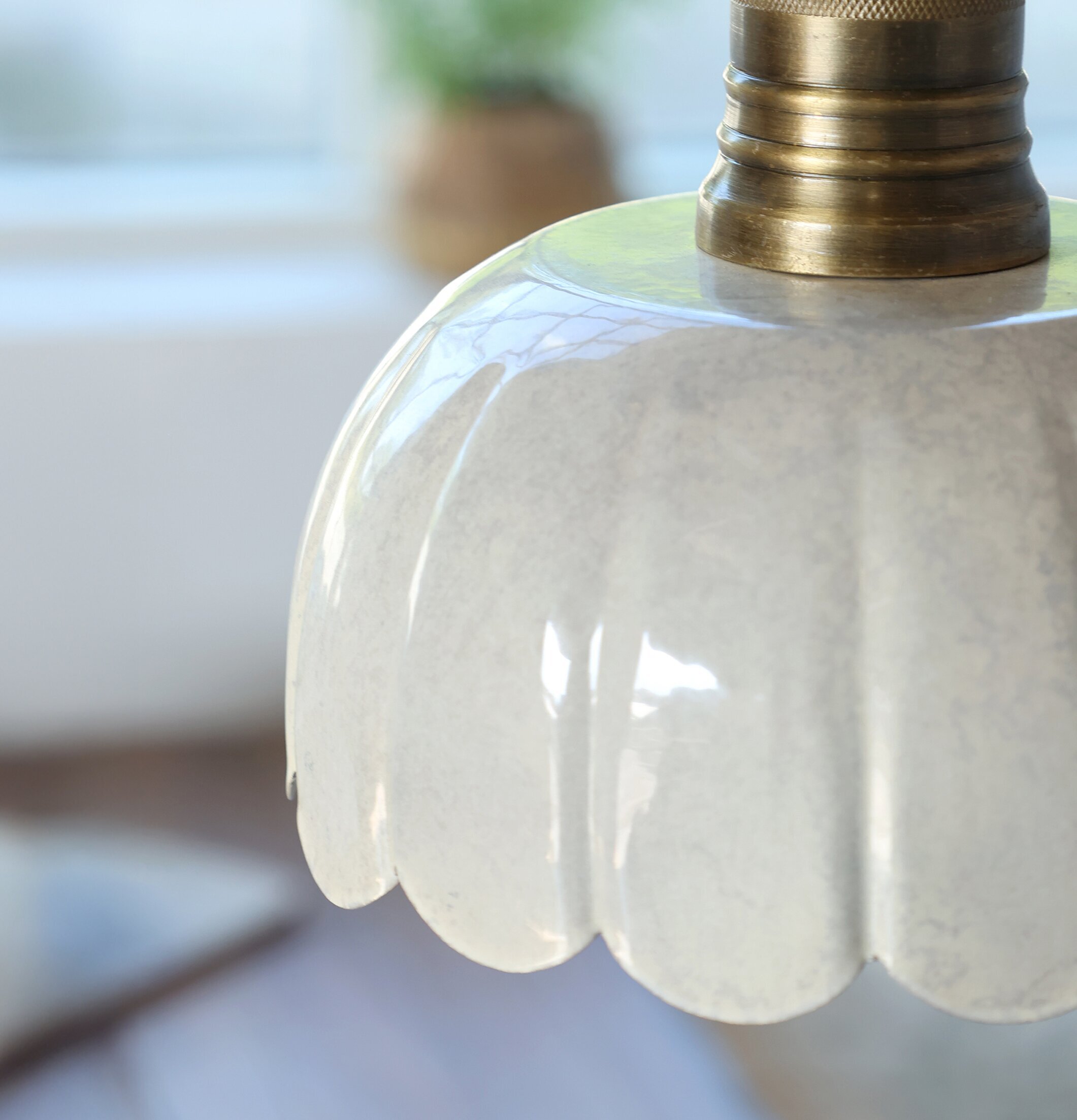 Fönsterlampa Lunel Creme Chic Antique Lampor Taklampor Golvlampor Bordslampor LED-lampor Ledlampor Fönsterlampor Ljusslingor för dekoration