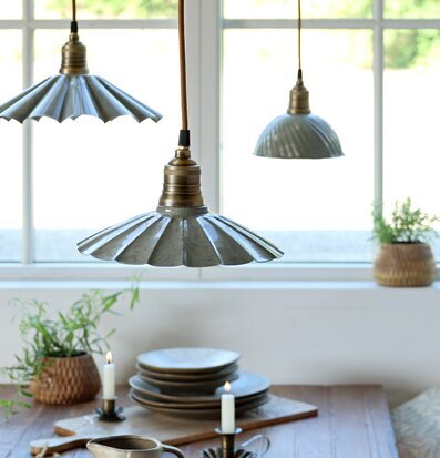 Fönsterlampa Lunel Opal Chic Antique Lampor Taklampor Golvlampor Bordslampor LED-lampor Ledlampor Fönsterlampor Ljusslingor för dekoration