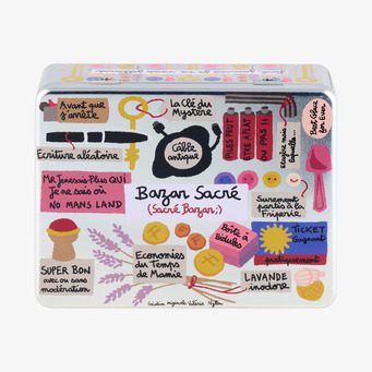 Foto: Rektangulär plåtburk med lavendelmotiv, lock