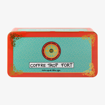 Foto av turkos plåtburk för brev och dokumentförvaring