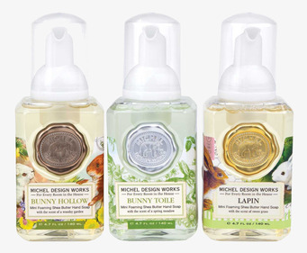 Foto: 3-pack skumtvål med kaninmotiv på ljus bakgrund