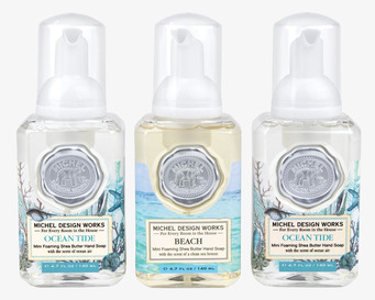 Foto: Tre flaskor skumtvål 3-pack mot vit bakgrund