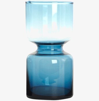 Foto av stilren blå vas med timglasform och glansigt glas
