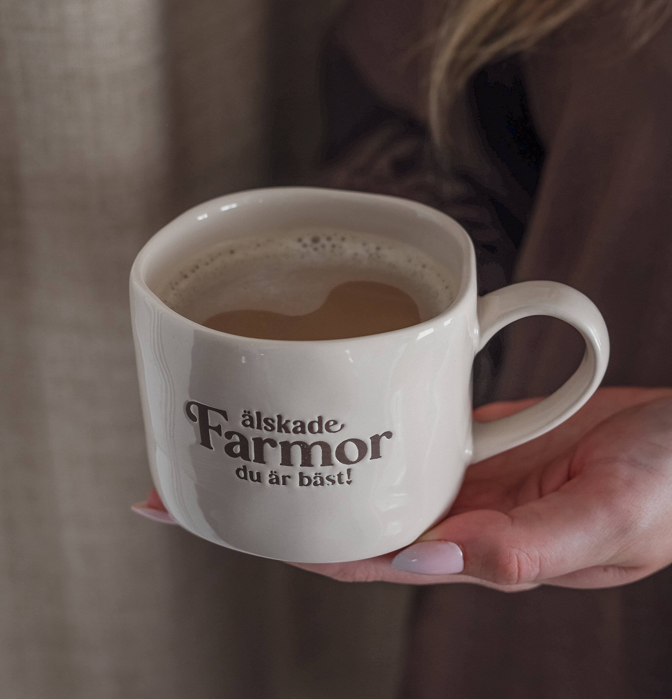 Mugg - Älskade Farmor Majas Cottage Muggar/koppar i porslin, keramik, papper eller biologiskt material organiskt ekologiskt