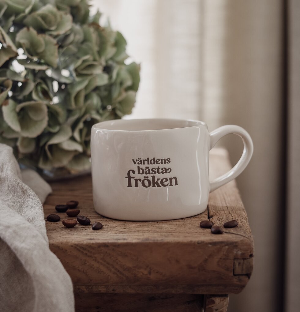 Mugg - Världens bästa Fröken Majas Cottage Muggar/koppar i porslin, keramik, papper eller biologiskt material organiskt