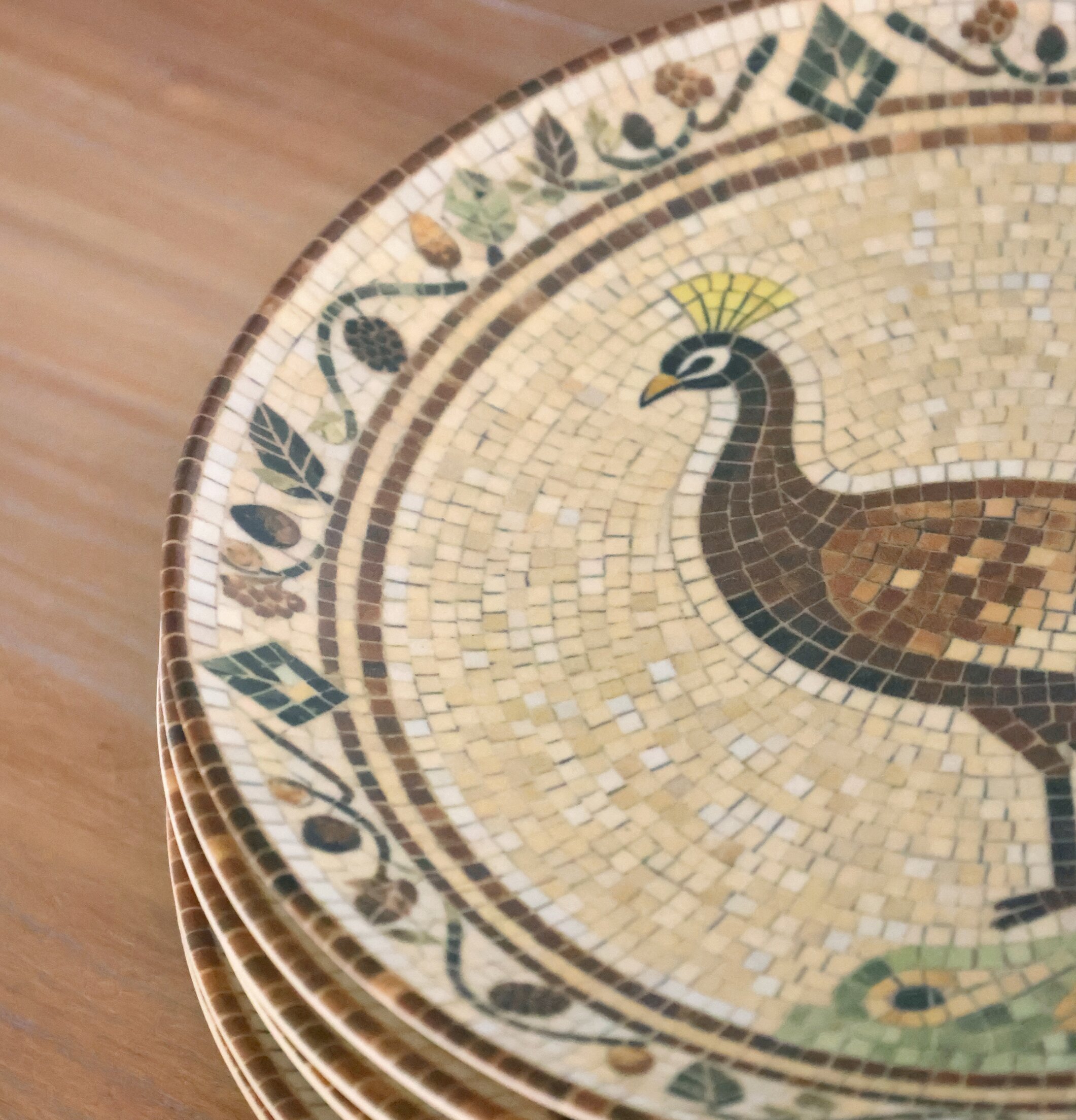 Tallrik Mosaik Påfågel Ø26,5cm Chic Antique Tallrikar Djupa tallrikar (ej skål) Desserttallrikar Assietter Barntallrikar Picknicktallrikar