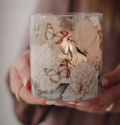 Majas Lykta Hortensia & Butterflies 9x10cm Cottage Lyktor Endless Light Ljuslyktor