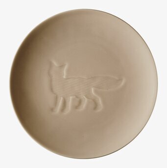 Bild av beige keramiktallrik för barn med rävmotiv