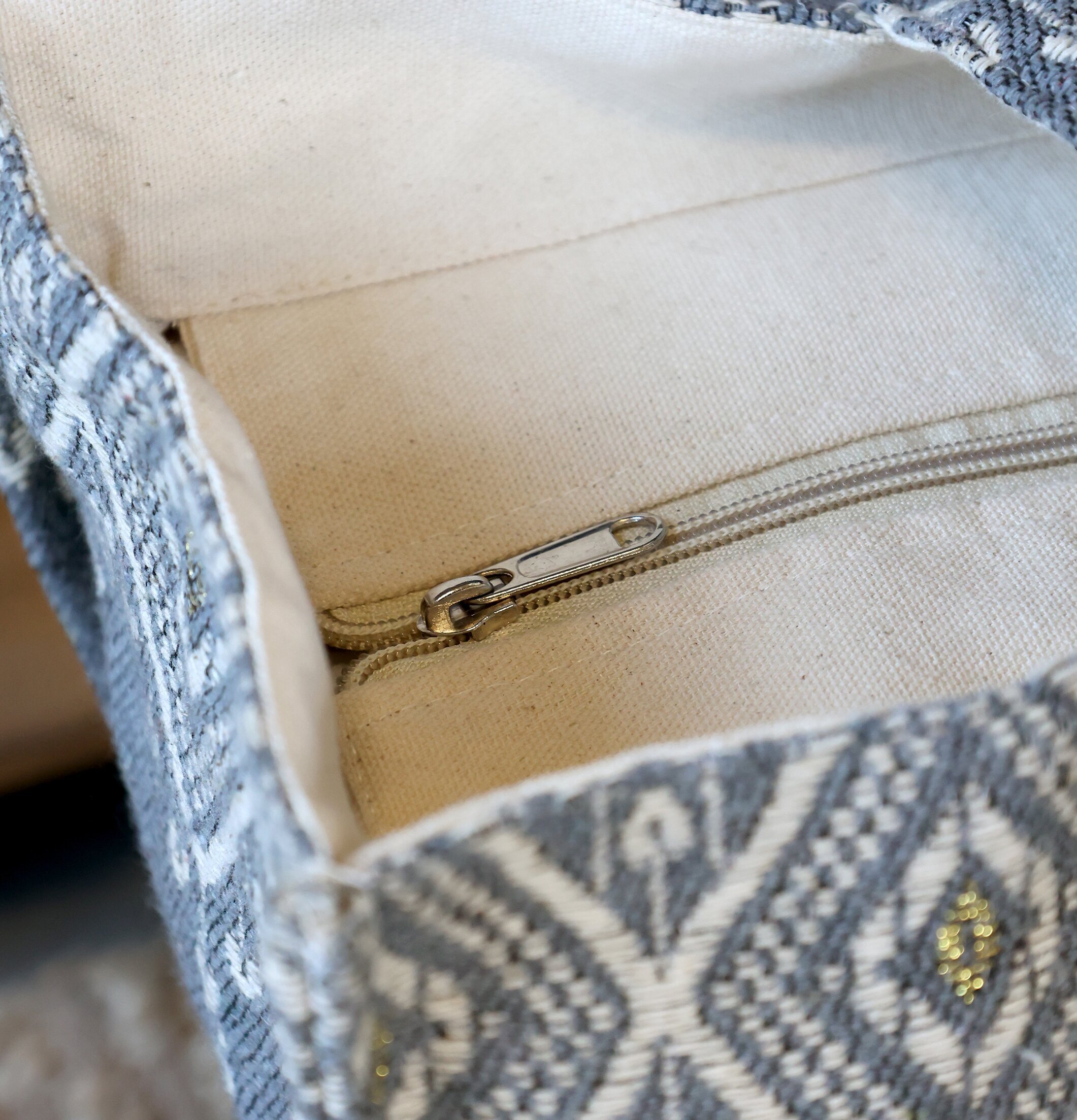 Väska Jacquard Opal Chic Antique Väskor
