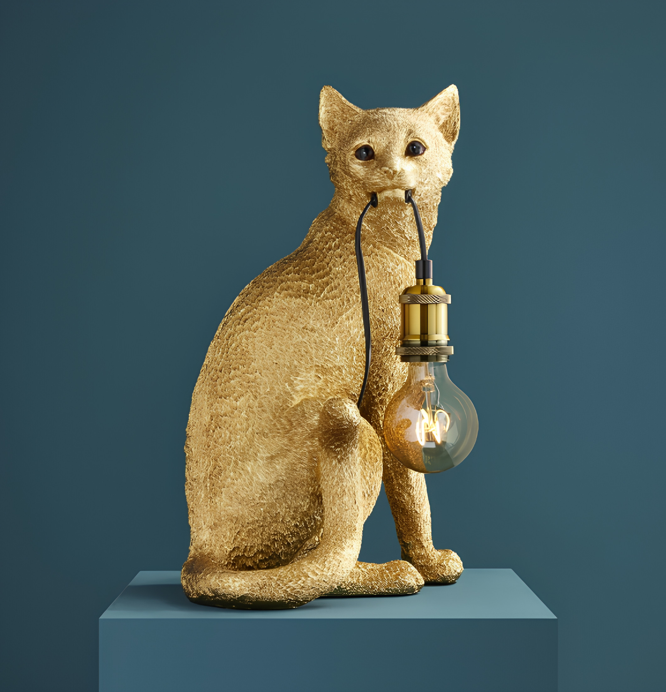 Bordslampa Katt Chouchou Guld Werner Voss Lampor Taklampor Golvlampor Bordslampor LED-lampor Ledlampor Fönsterlampor Ljusslingor för dekoration