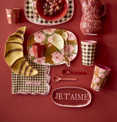 Oval Emaljbricka Je t'aime Rost Rice Serveringsbrickor Brickset Serveringsfat