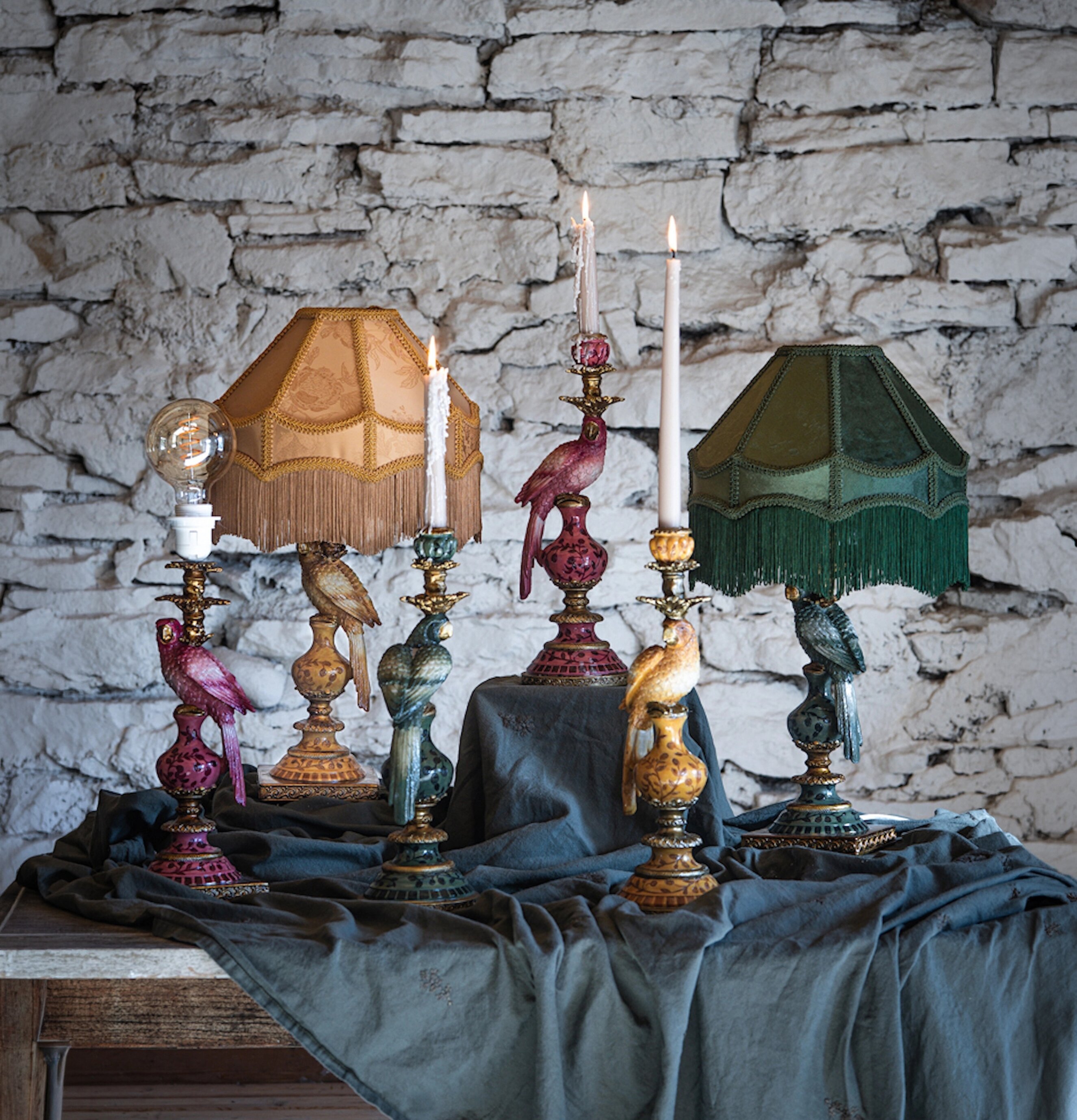Lampfot Papegoja Plommonröd Saffransgul Skogsgrön A Lot Decoration Lampor Taklampor Golvlampor Bordslampor LED-lampor Ledlampor Fönsterlampor Ljusslingor