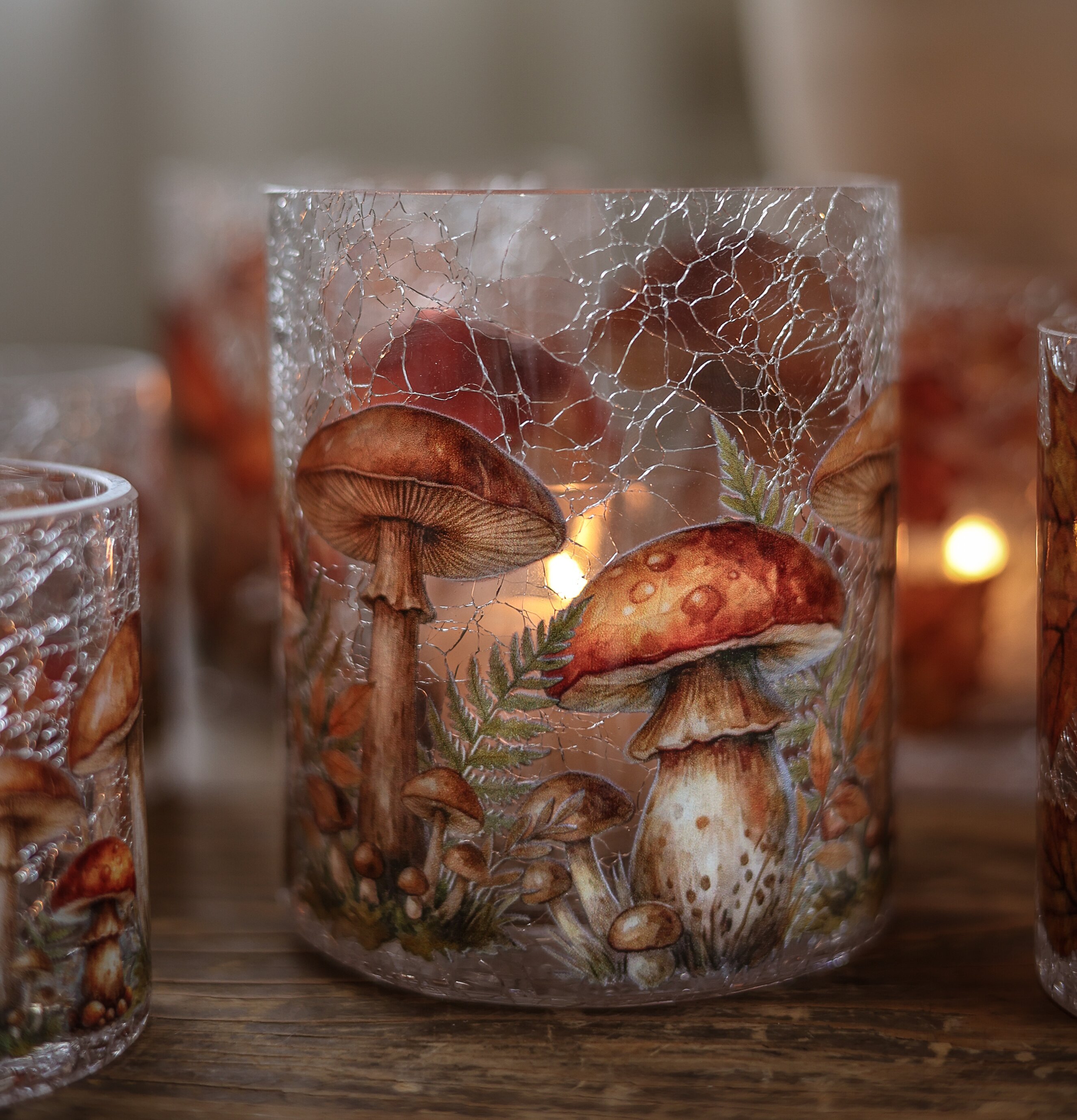 Ljuslykta Autumn Forest Mushrooms 10x12 cm - Majas Cottage Lyktor Endless Light Ljuslyktor