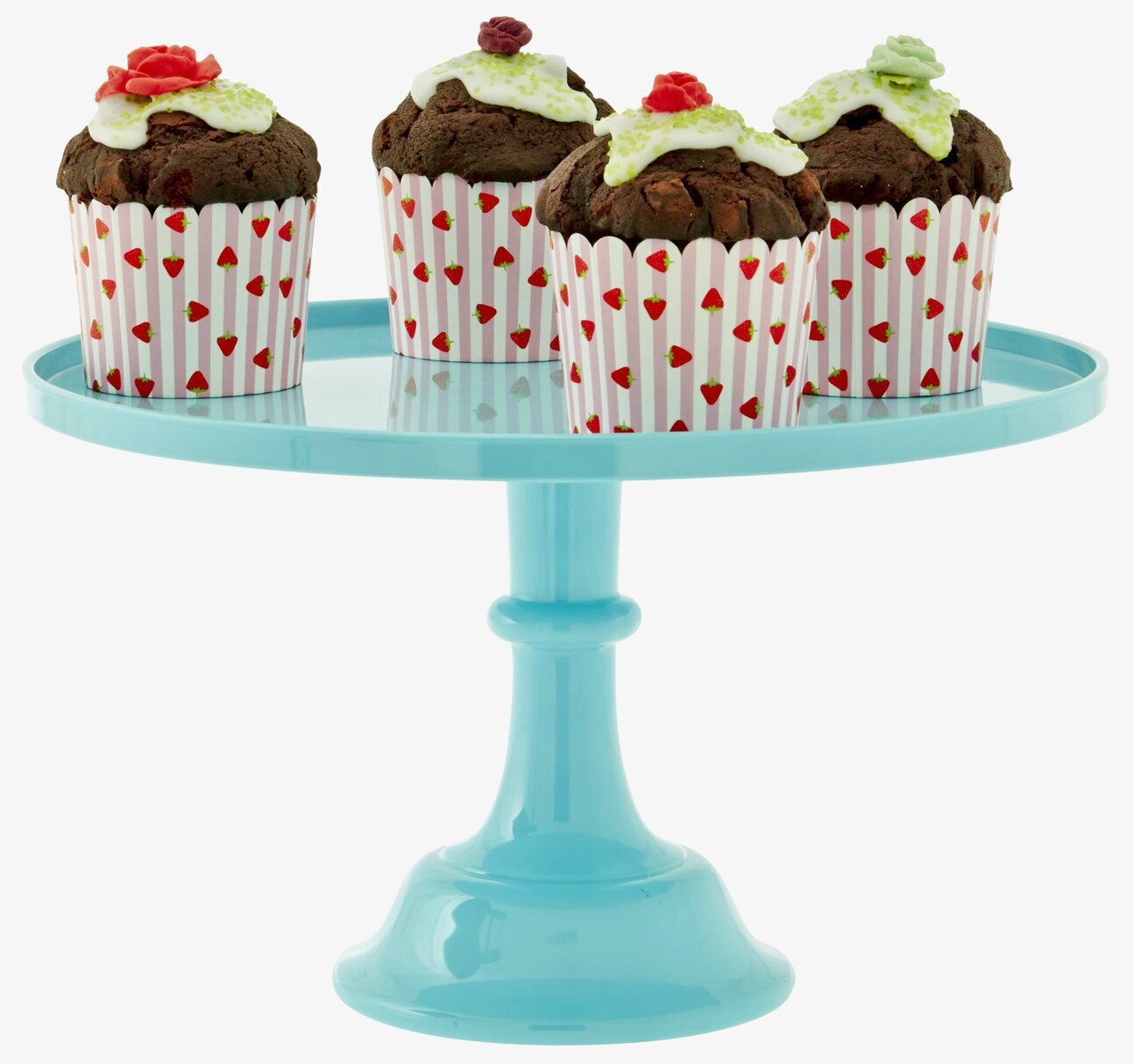 Kakfat från Rice i turkos med cupcakes och jordgubbar